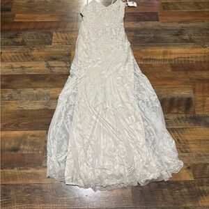 Melissa Sweet Elegant Cream Lace Wedding Gown